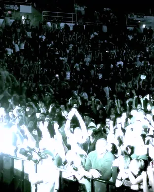 Bow Wow East Rutherford
