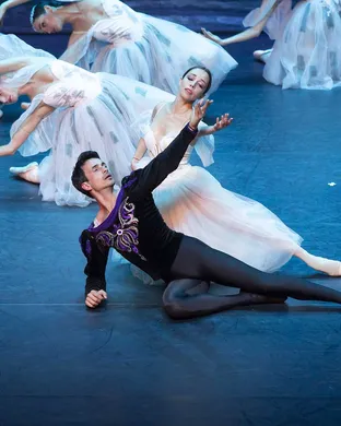 Grand Kyiv Ballet New Haven