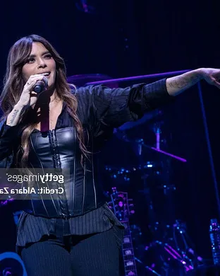 Kany Garcia Newark