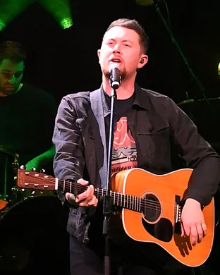 Scotty McCreery East Rutherford
