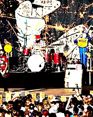 Social Distortion New Haven