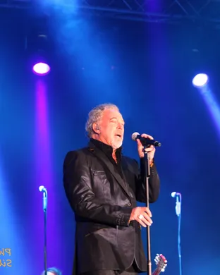 Tom Jones New York