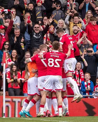 Wrexham Afc Bronx