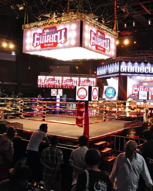 Joe Deguardia's Star Rockin Fights Boxing Huntington